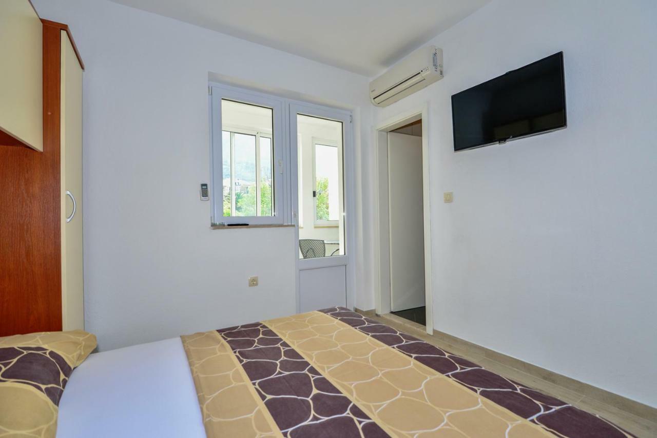 Apartmani Dina Makarska Luaran gambar