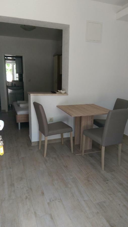 Apartmani Dina Makarska Luaran gambar