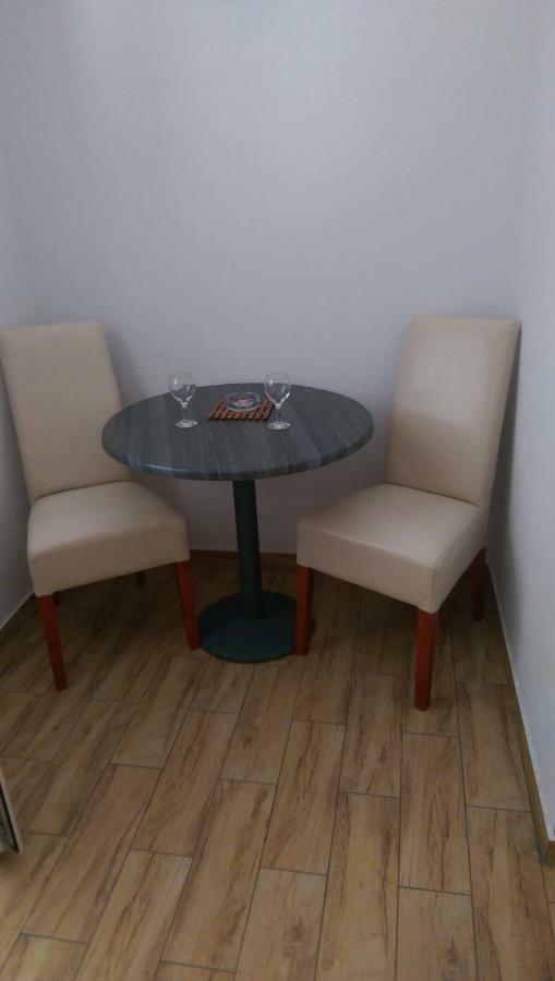 Apartmani Dina Makarska Luaran gambar