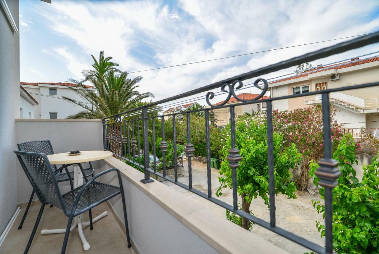 Apartmani Dina Makarska Luaran gambar