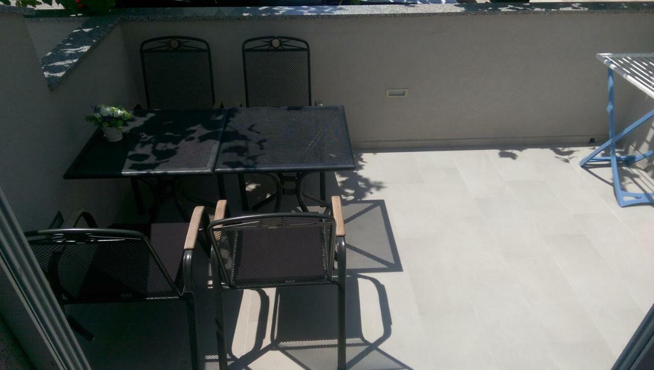 Apartmani Dina Makarska Luaran gambar