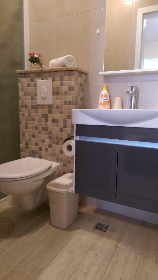 Apartmani Dina Makarska Luaran gambar