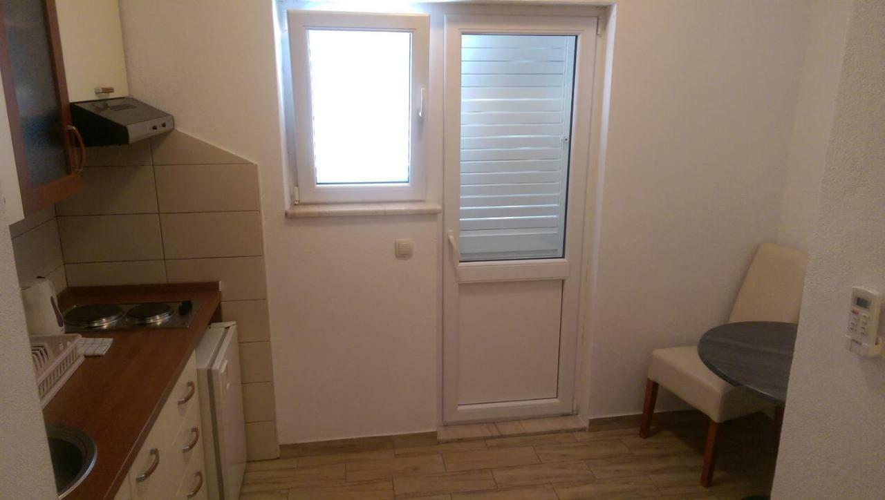 Apartmani Dina Makarska Luaran gambar
