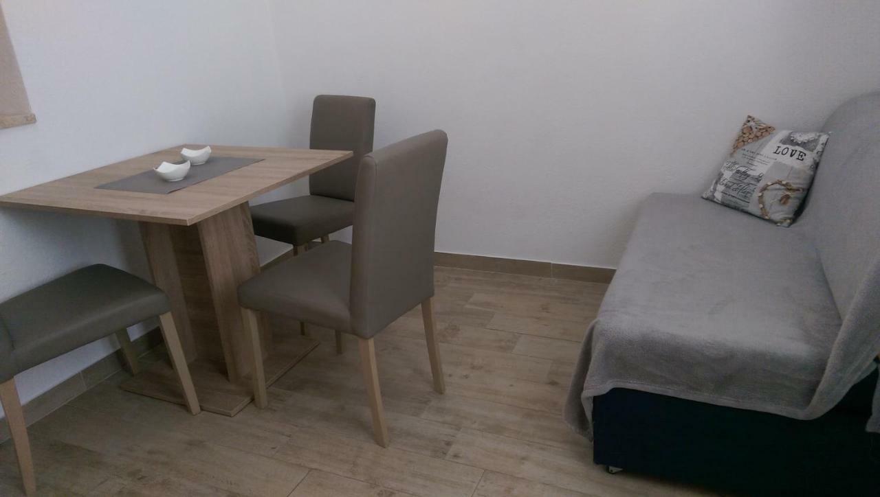 Apartmani Dina Makarska Luaran gambar