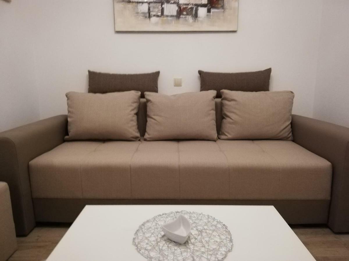 Apartmani Dina Makarska Luaran gambar