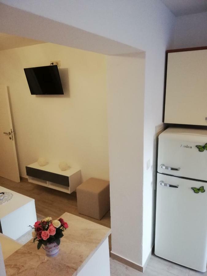 Apartmani Dina Makarska Luaran gambar