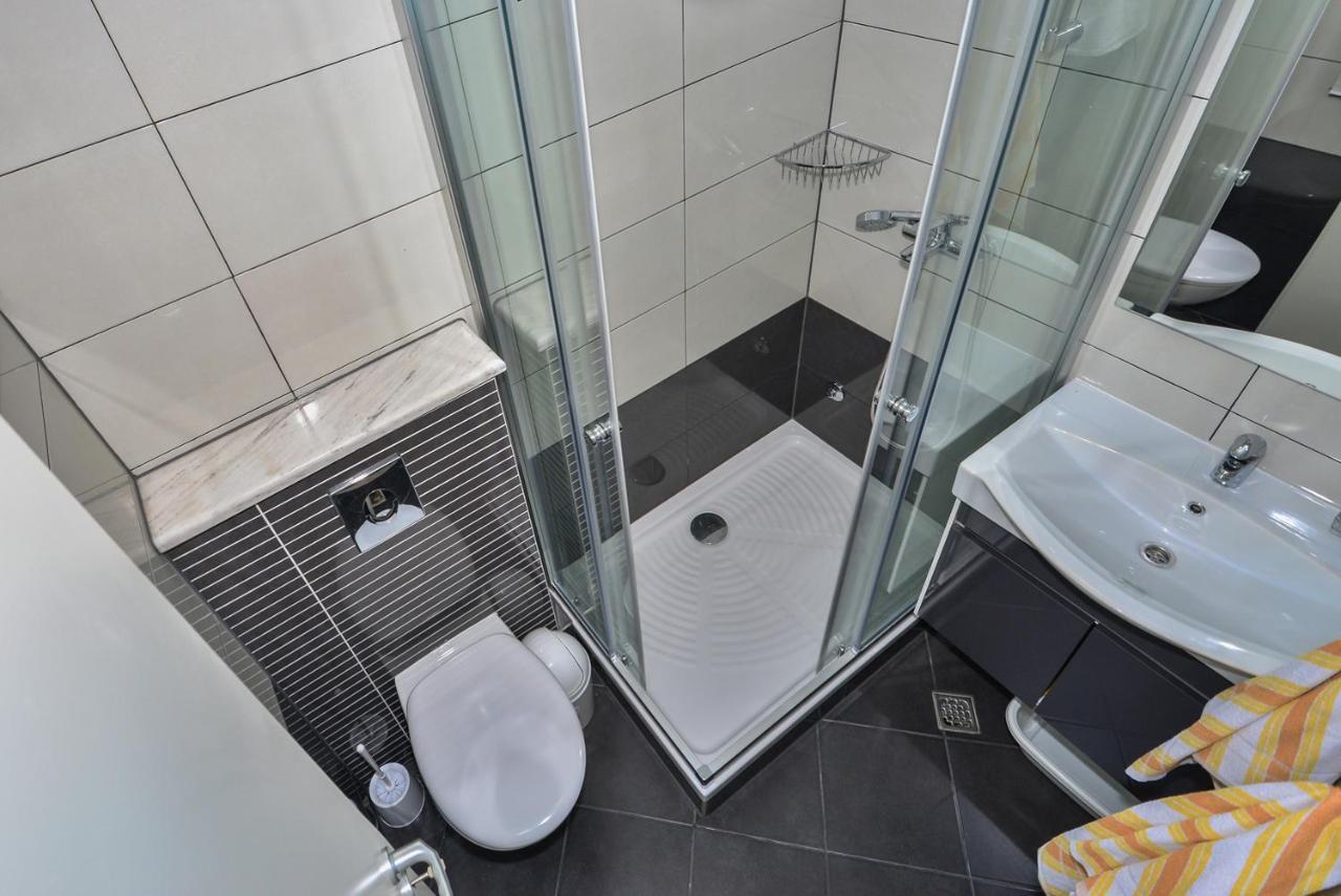 Apartmani Dina Makarska Luaran gambar